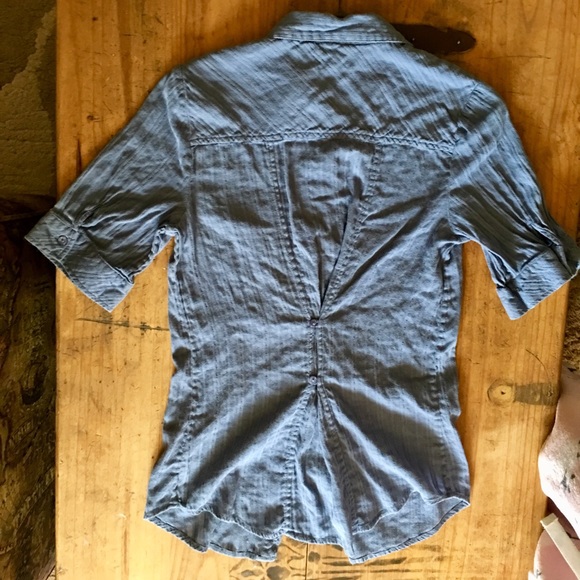 Button up - Picture 5 of 5